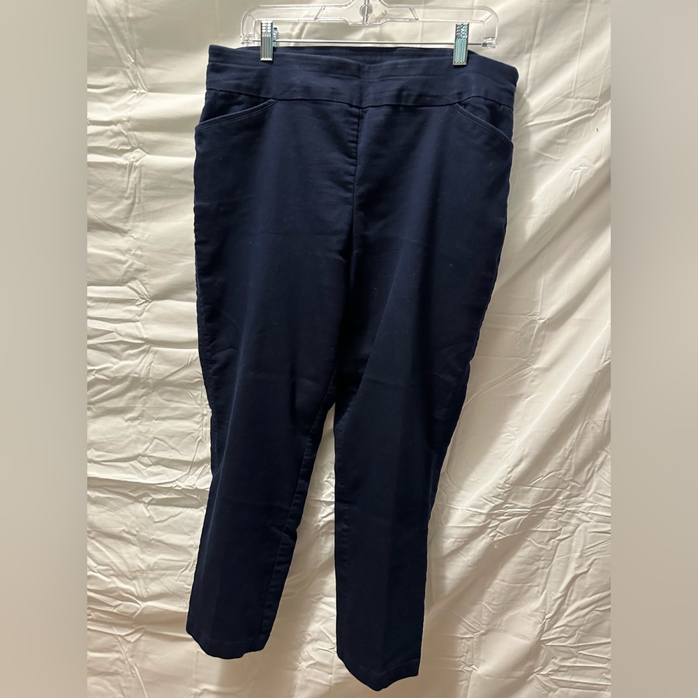 Croft and barrow navy blue pants “the effortless stretch pants”